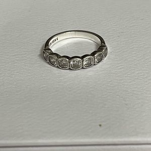 Pandora Ring Size 6